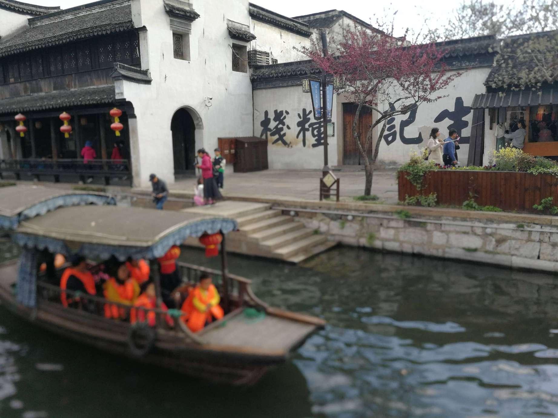 铃木爱理写真赏:又纯又欲!日本妹子女人味十足的绝美之旅